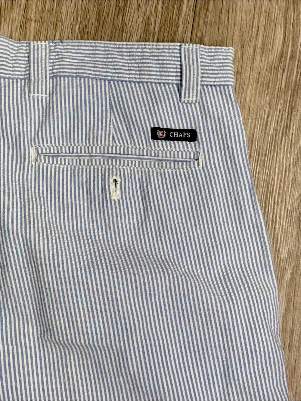 Chaps Men’s 36 Light Blue & White Seersucker Flat Front Shorts 100% Cotton